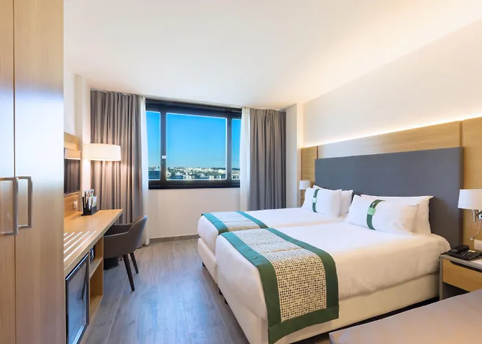 Holiday Inn Naples