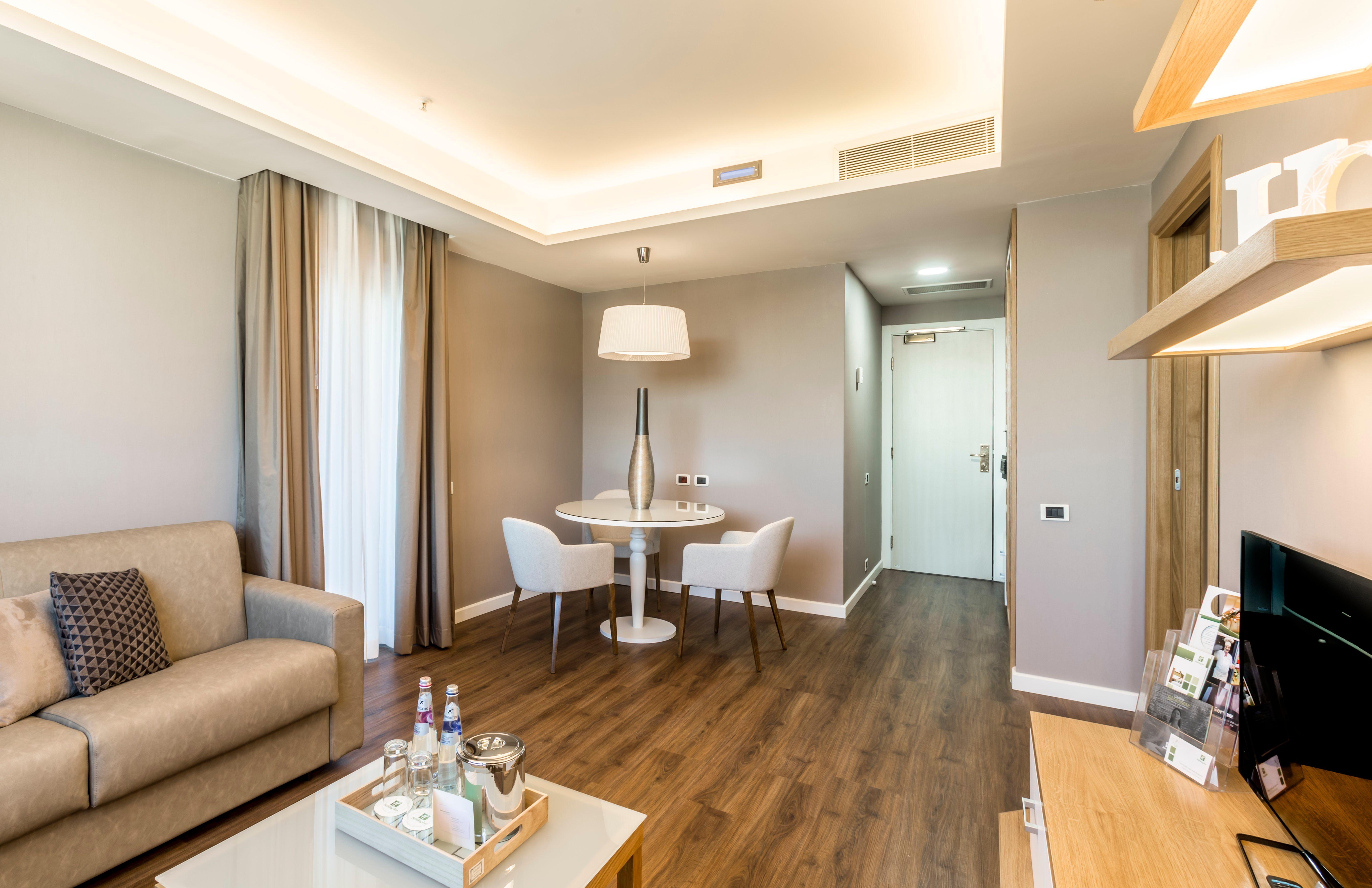 Hotel By Ihg Neapel